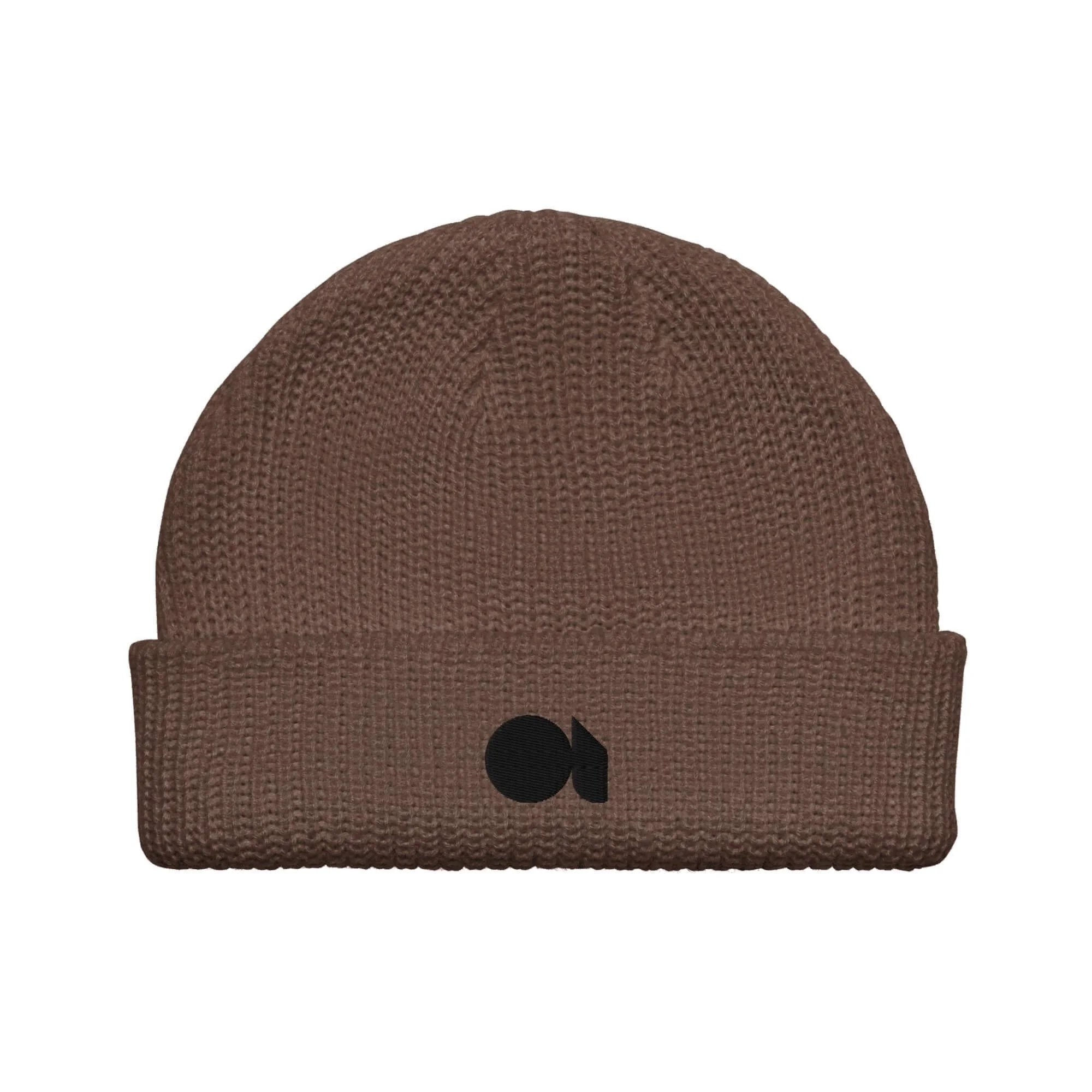 Fisherman Beanie in brown.